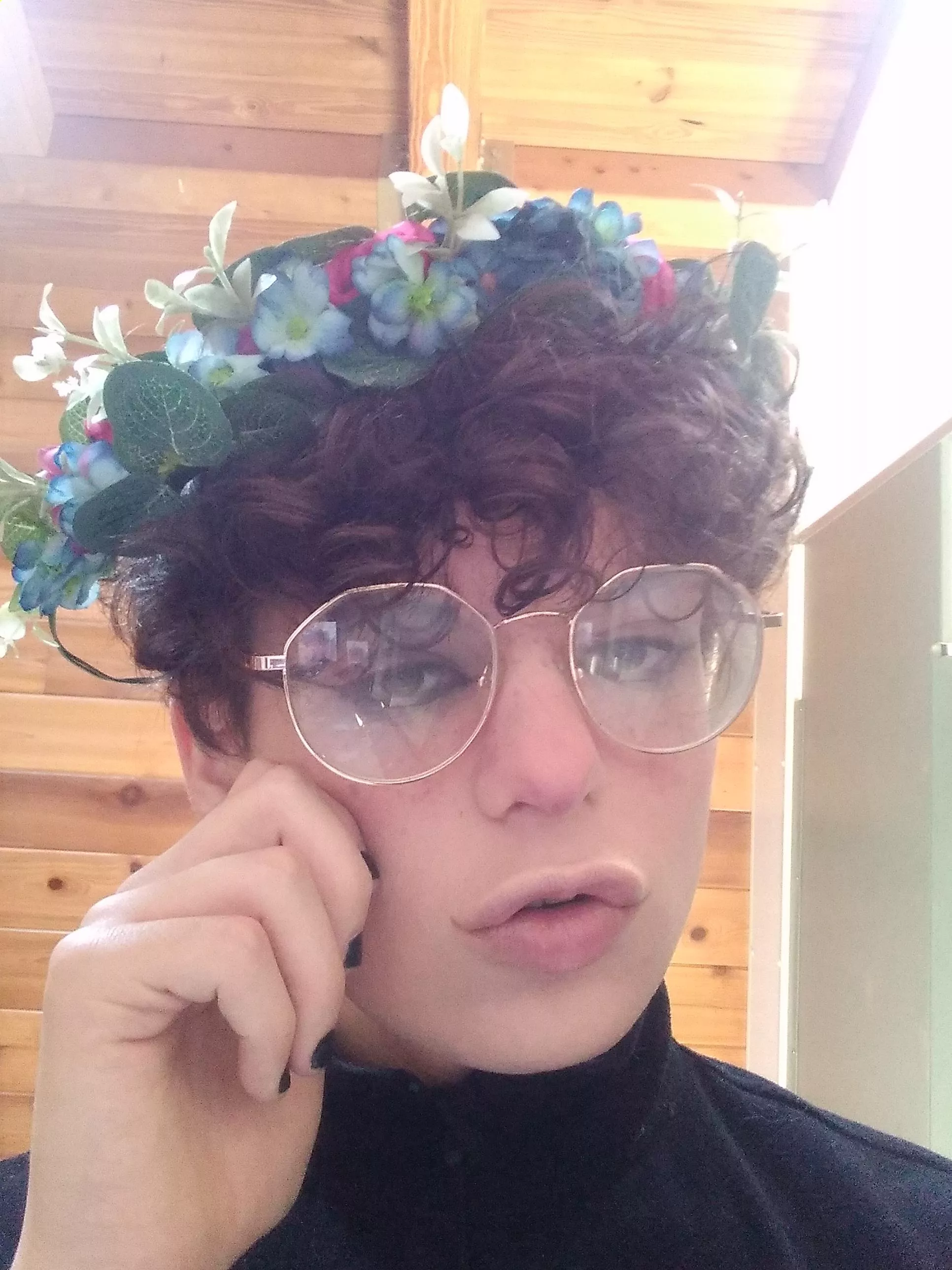 am I cute? posted by obeythewalrusNOW