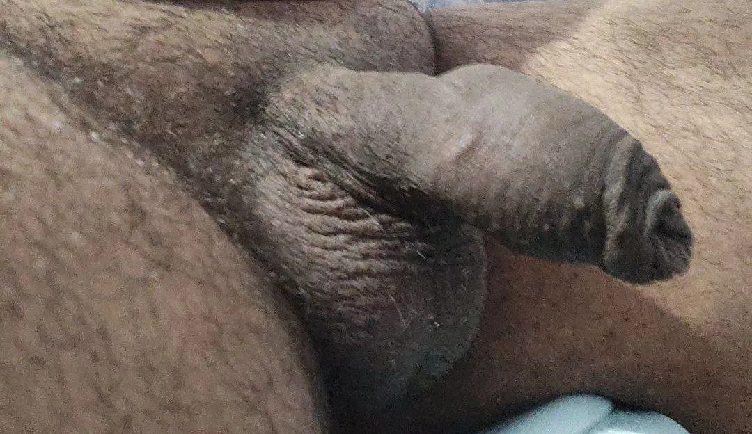 Am i cute enough... keeping it out like this makes me feel good (24) posted by Sharp-Concert6990