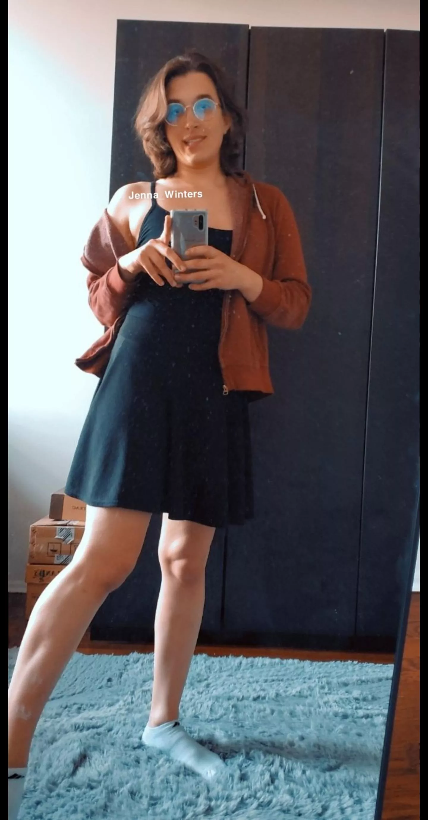 Am I cute enough to date?? 🥺🥺 posted by Jenna_Winters