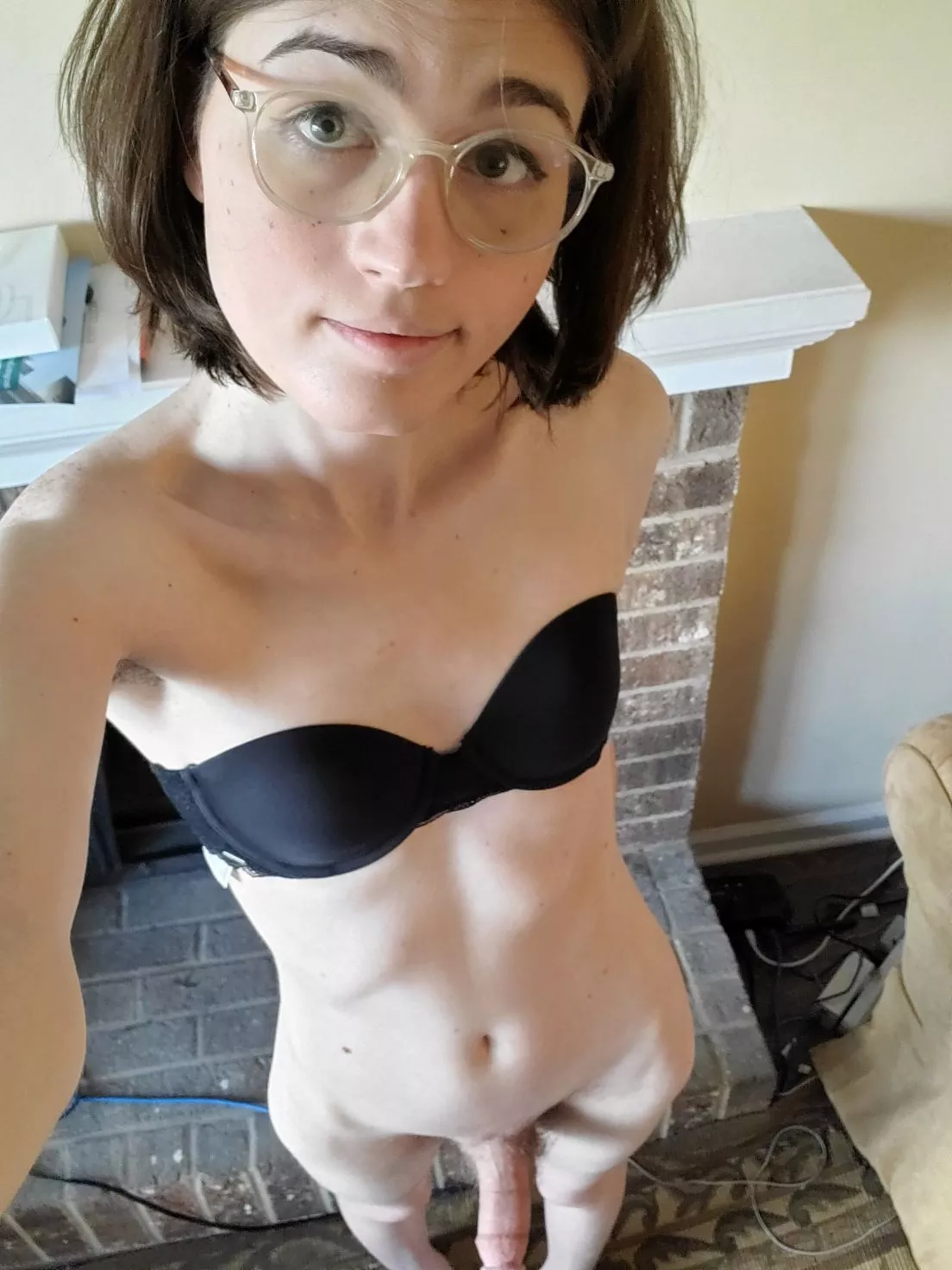 am i cute enough to date? posted by LunaBunnies1