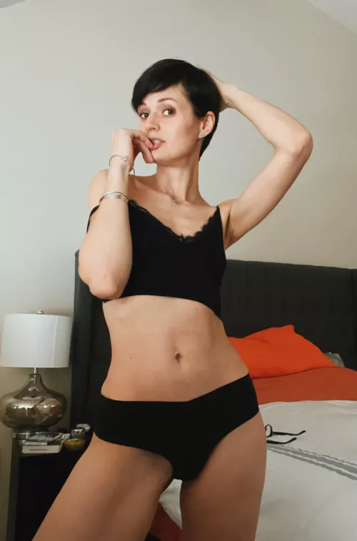 Am I cute without makeup?[f38] by masha_nova