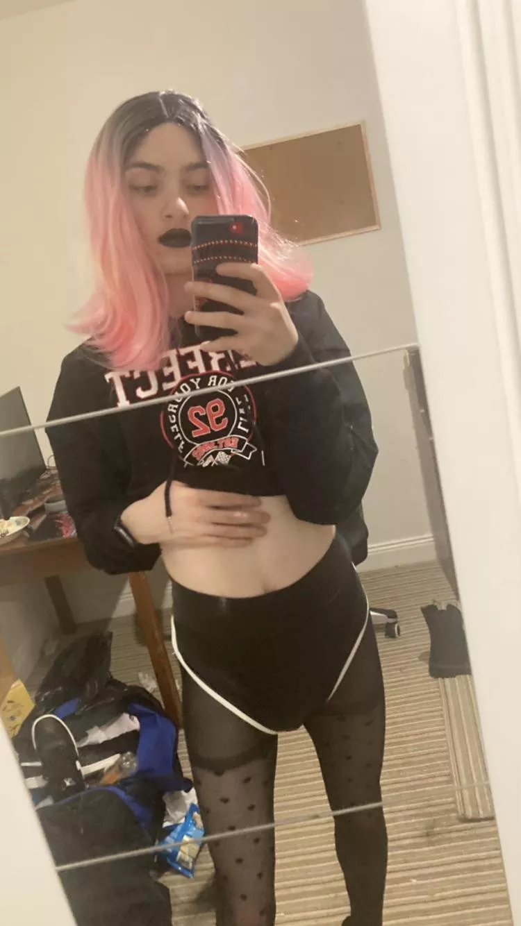 Am I cute? posted by sissyJamie6