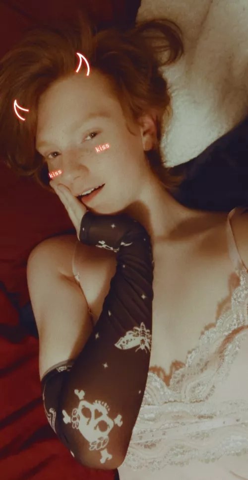 Am I cyoot?💕 by NooshieUwU