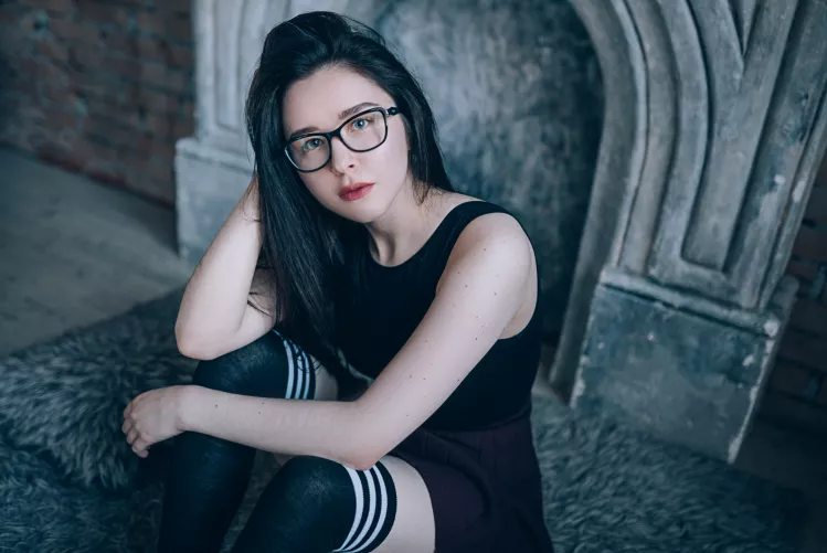 Am I deserve some gentle spanks? 😳😳😳 by lutinliz