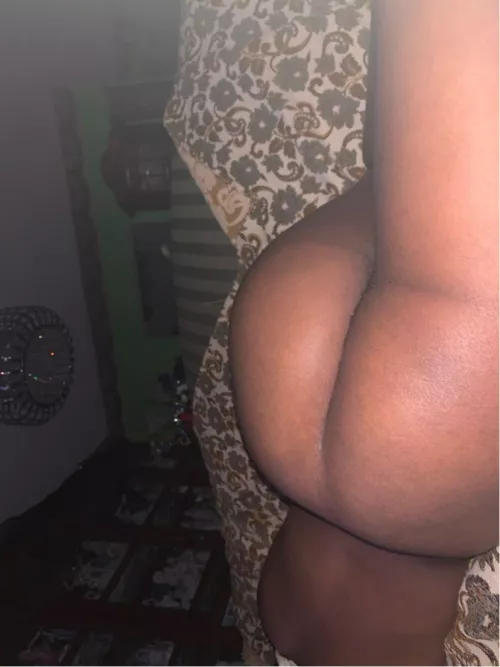 Am I enough for you? by v-a-n-i-t-y2