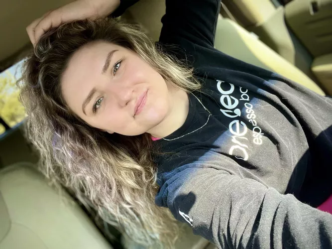 am I hotter than your woman?😛 by Special-General-4544