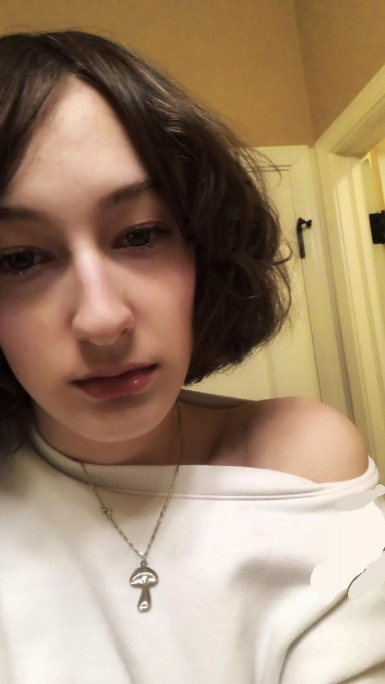 am i pretty posted by Cartevyeboy