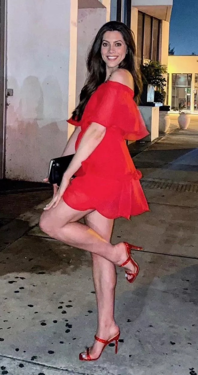 Amanda posted by SiciliaM