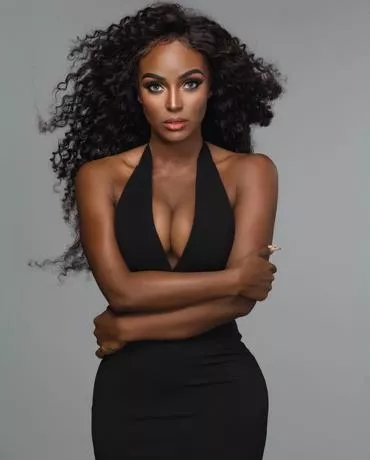 Amara la Negra posted by Qlogk1