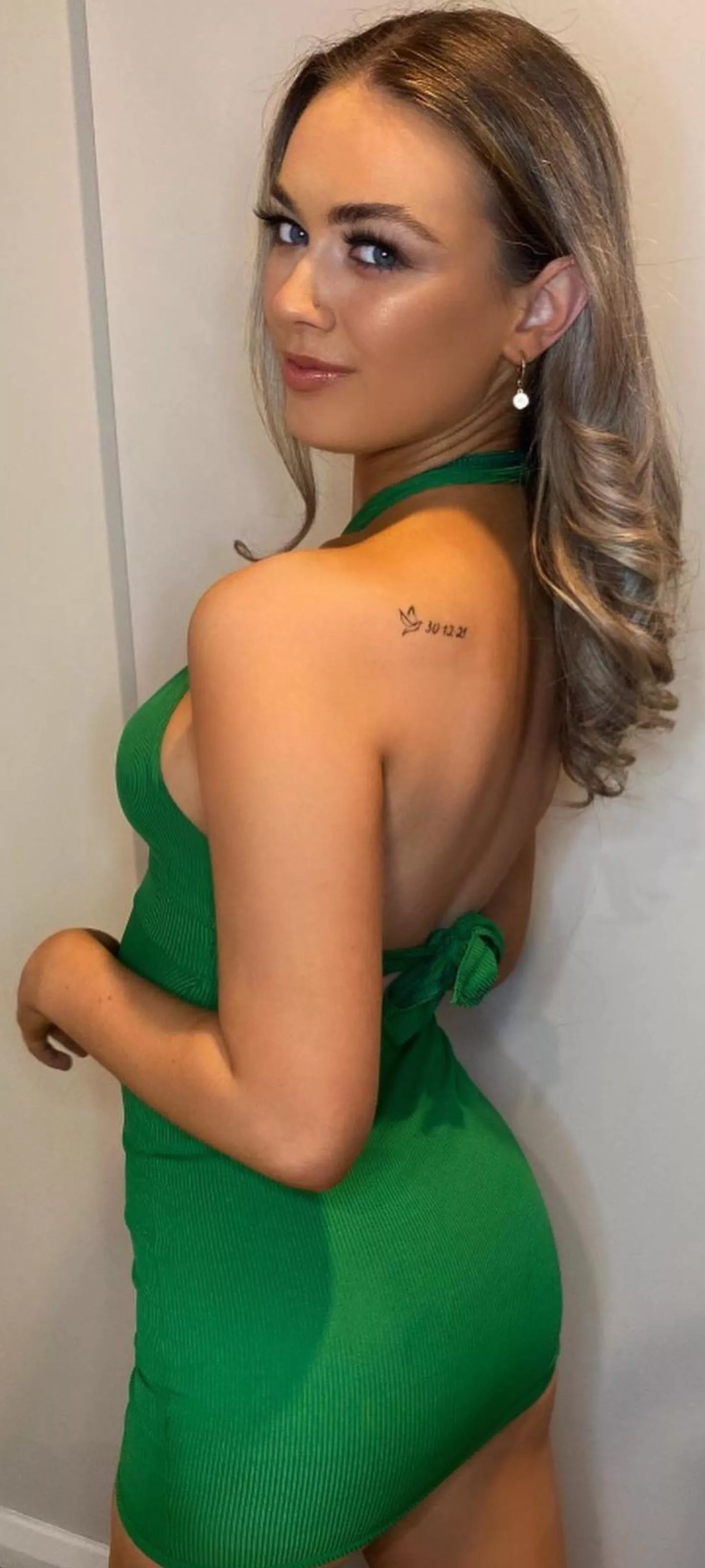 Amazing little cocktease posted by rall915