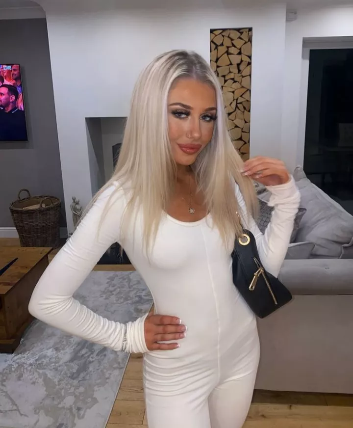 Amber posted by corruptusextremis