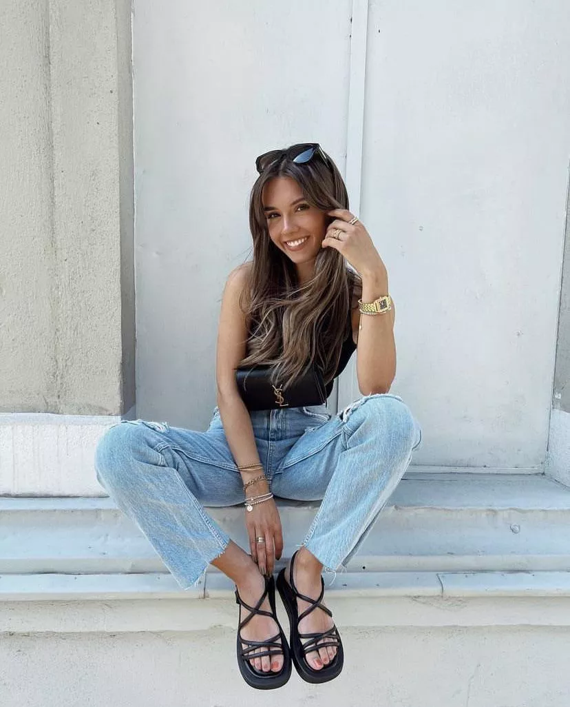 Amelie Weissenberger posted by bobbyUP-MKII