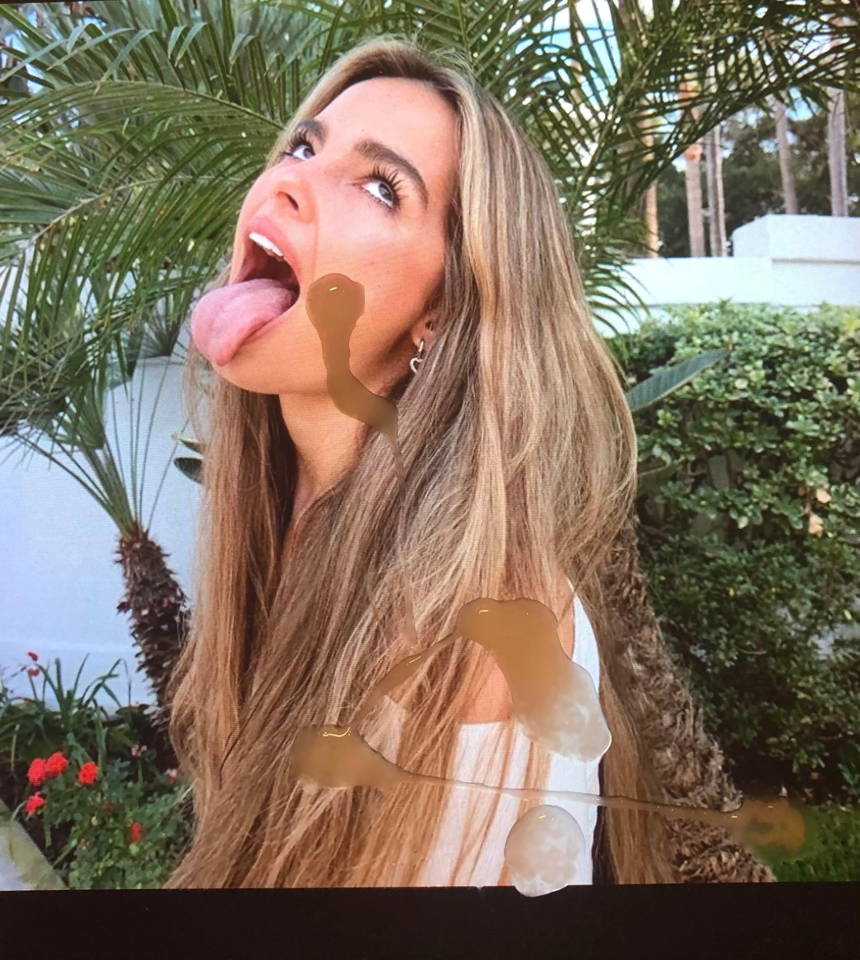 Amosc devindbbrown Hmu for tribs or cum vids girls (M19) 🍆💦💦 posted by DancingDevinb