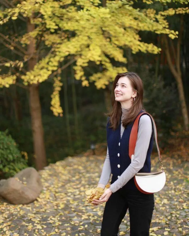 Anastasia Cebulska posted by bobbyUP-MKII