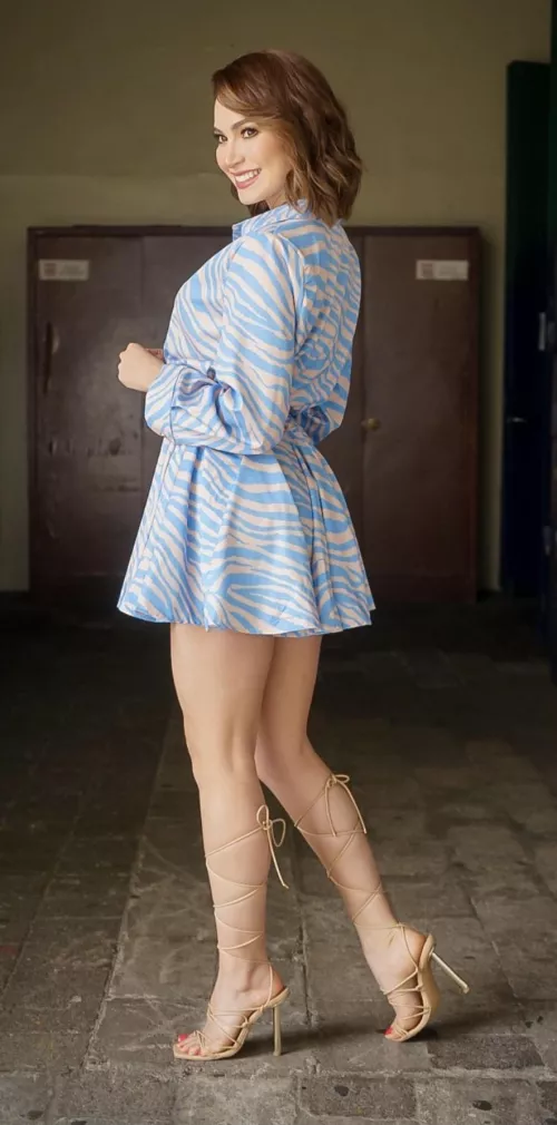 Andrea Mariona by sando-commando