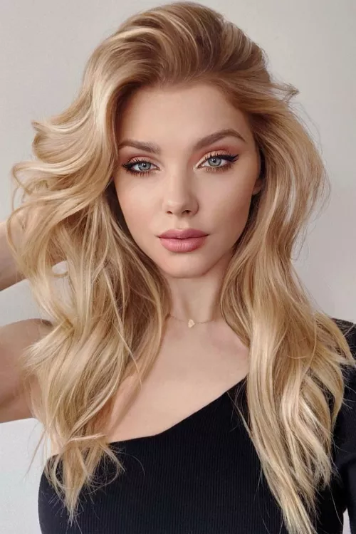 Angela Jurkowianiec by SophisHelper