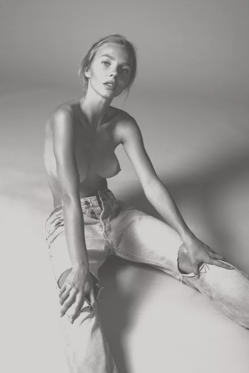 Angela Kajo by frediguer