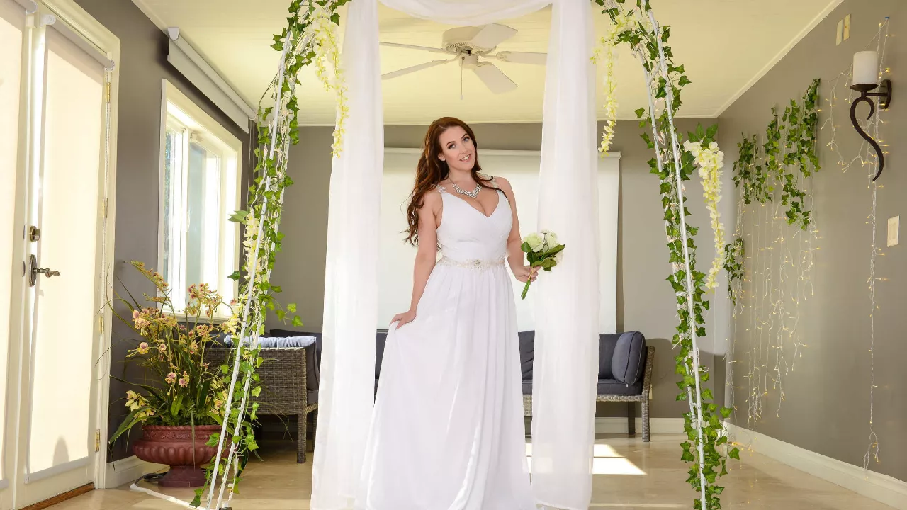 Angela White posted by Beerus1971