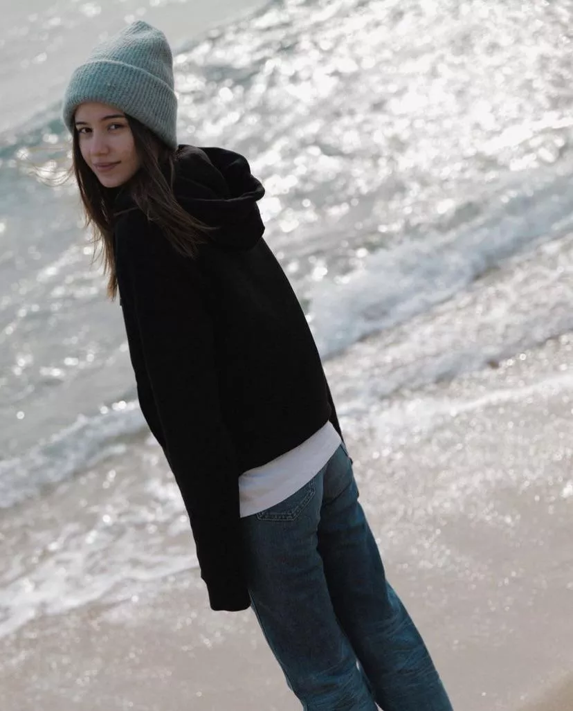 Angelina Romashka posted by bobbyUP-MKII