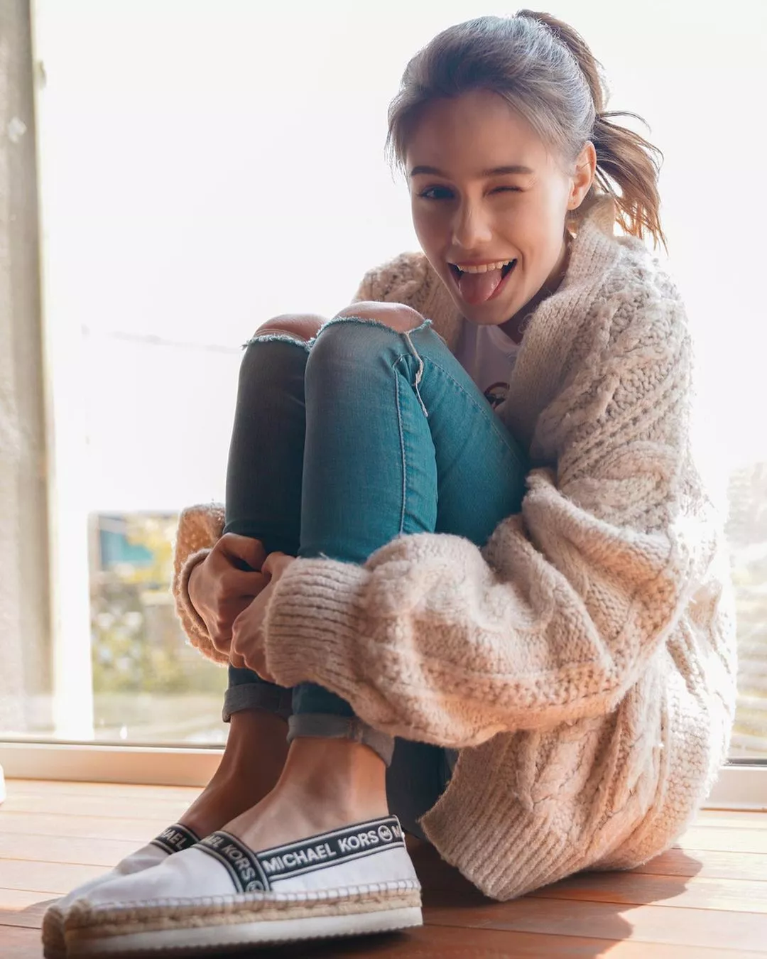 Angelina Romashka posted by tomsmiththrowaway10