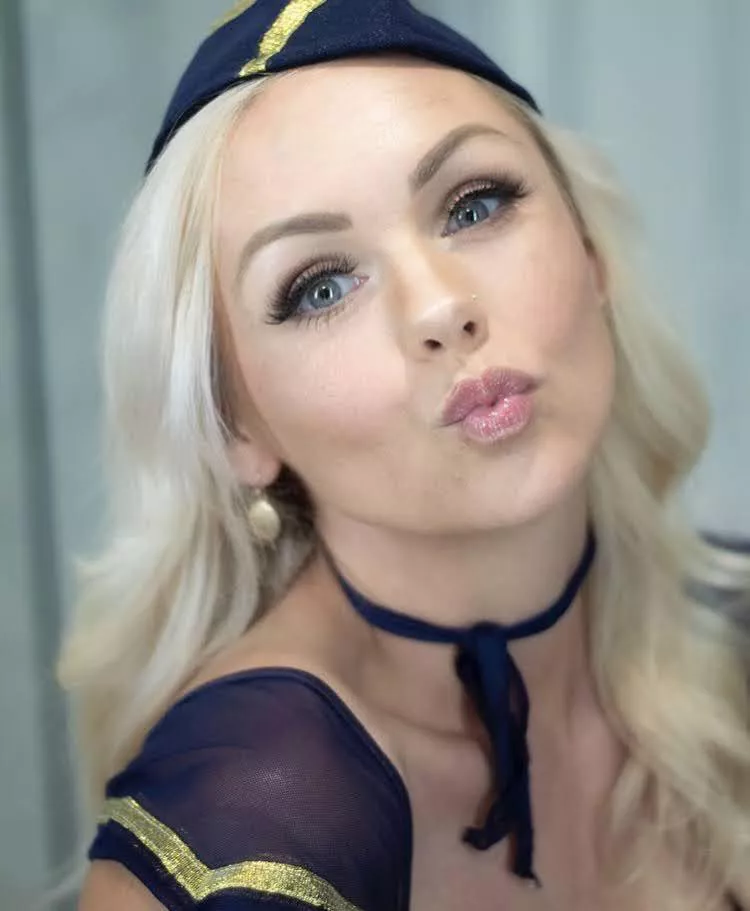 Anime Lanie (@anime_lanie) [instagram] posted by TheRealAnimeLanie