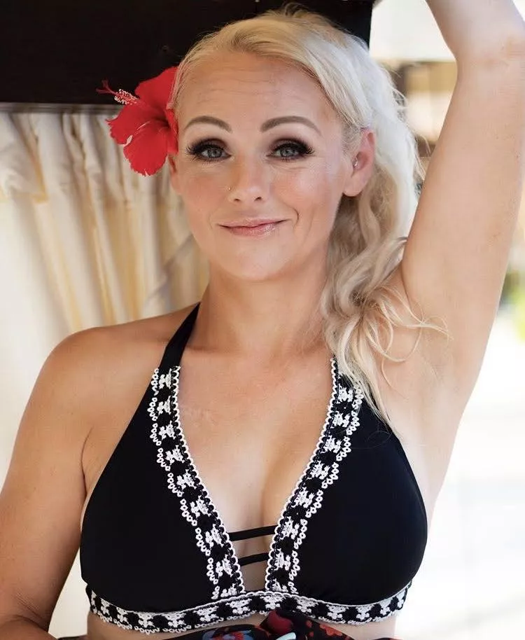 Anime Lanie (@anime_lanie) [instagram] posted by TheRealAnimeLanie