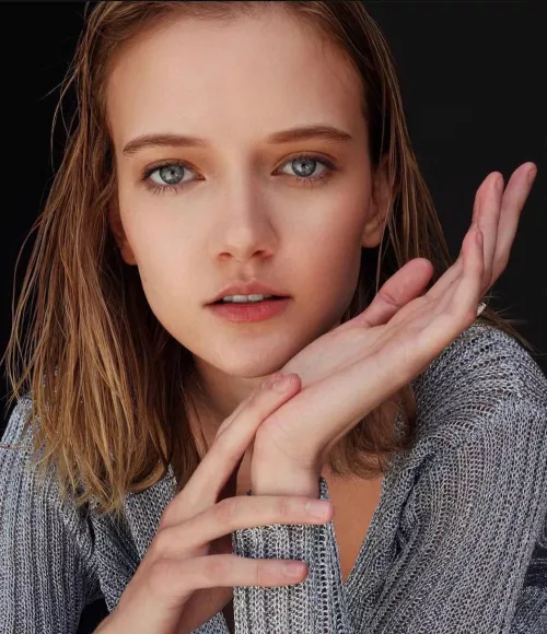 Anna Fischer by BluesideBears