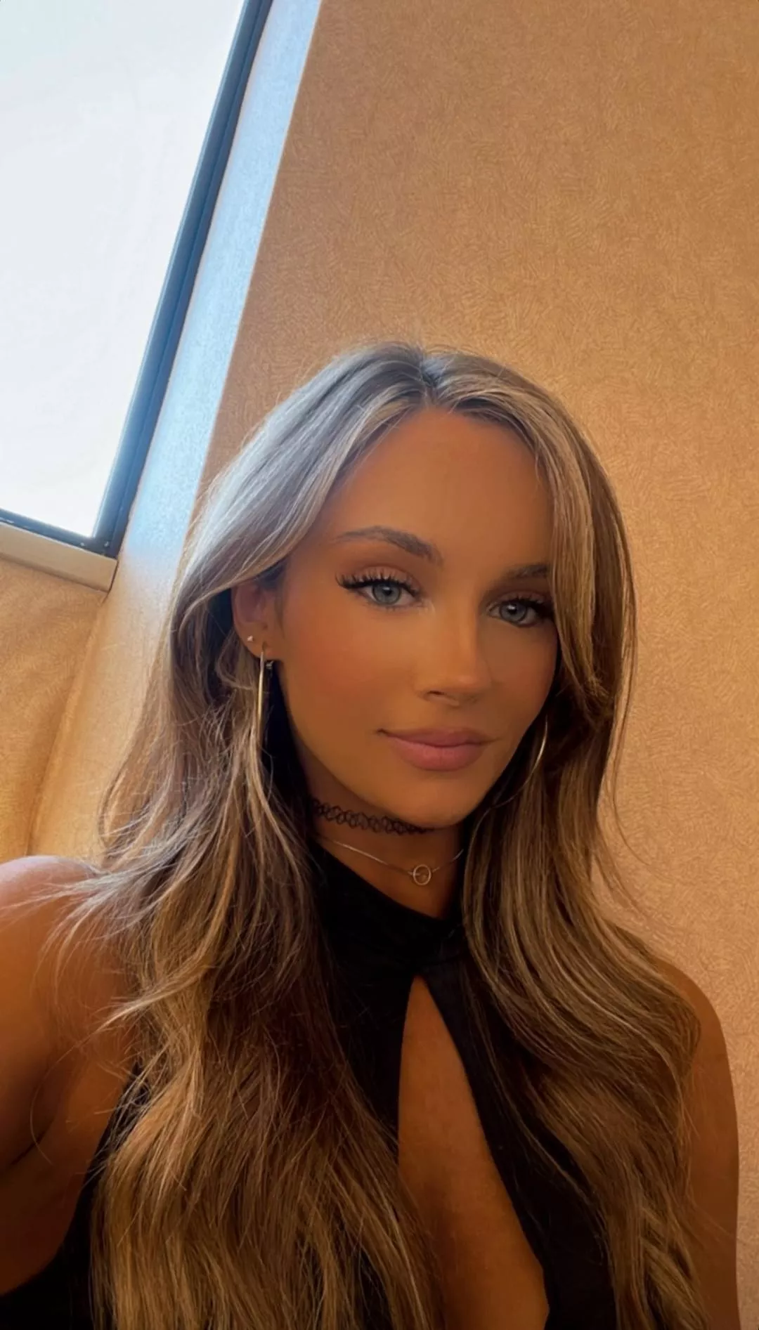 Anna Jay posted by theman6669