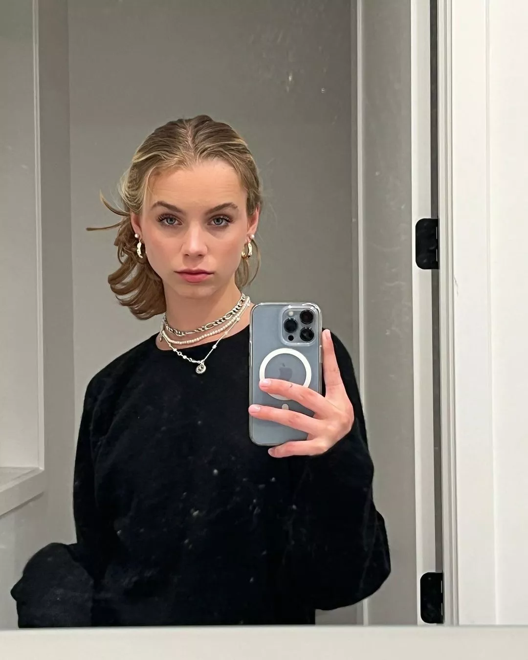 Anna Shumate 3.16.2022 posted by LawnOfTheRay