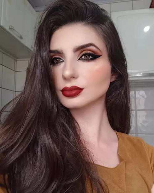 @anna.tholl by gooningaccount