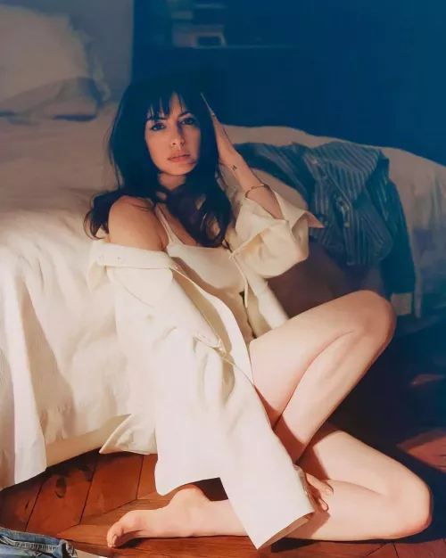 Anne Hathaway is such a MILF, need someone to rp as her for me by charliel370