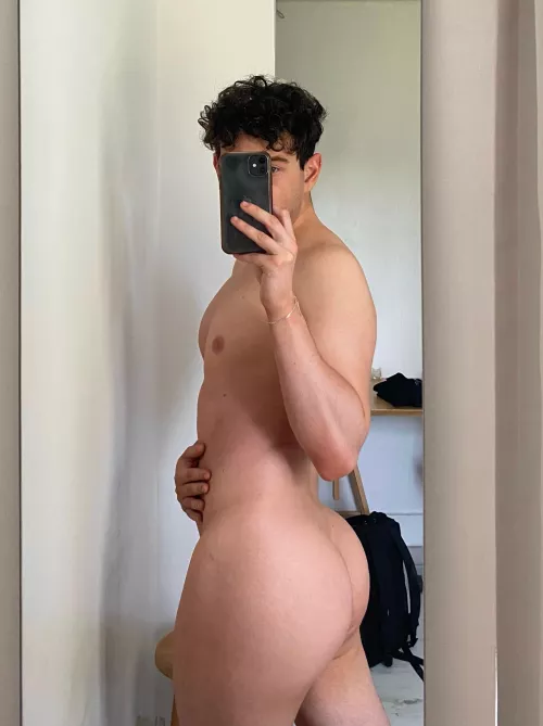 Another day another butt pic by London94SM