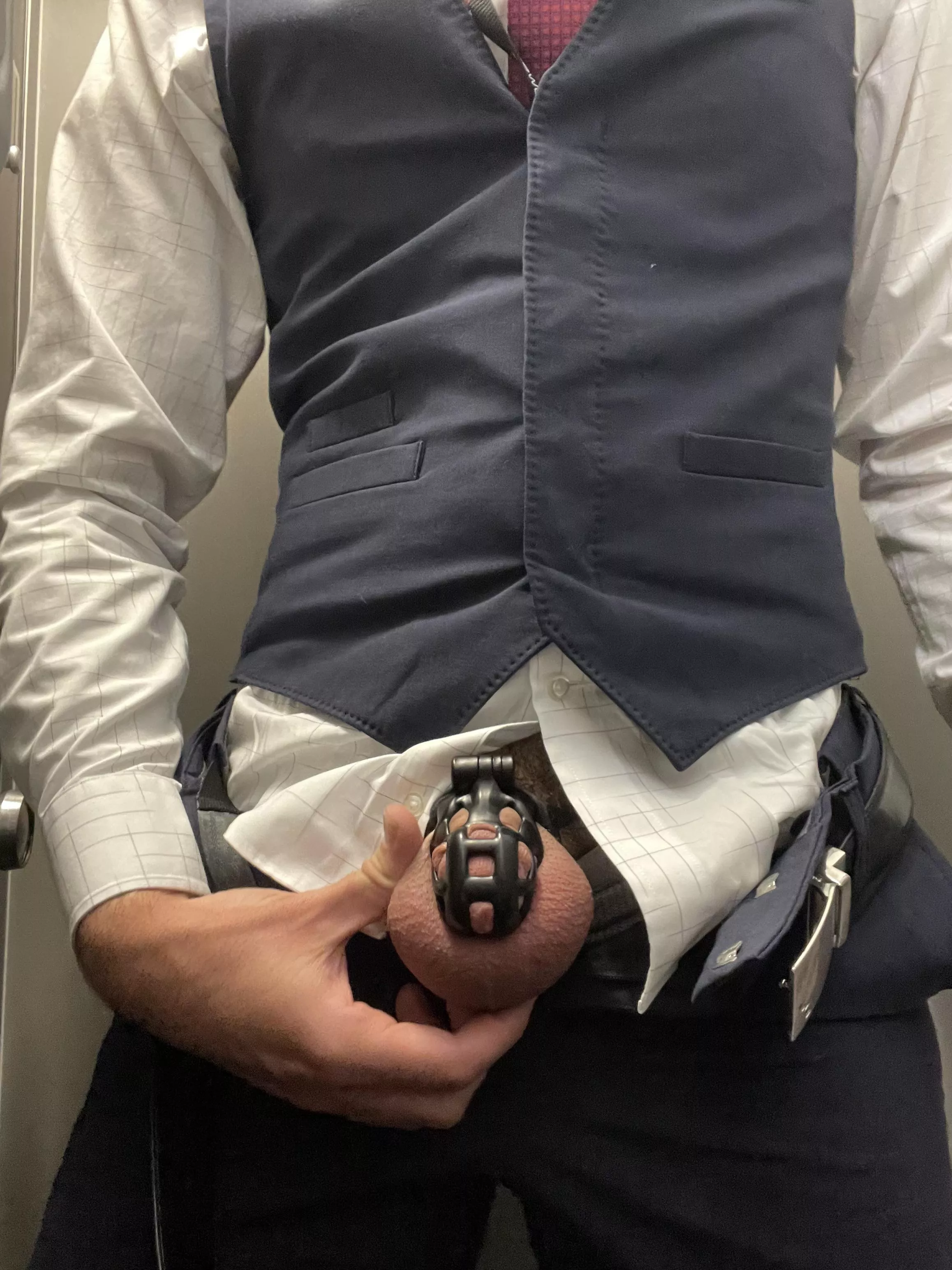 Another day of being locked at 35,000 ft ✈️🔐 posted by traveltoes