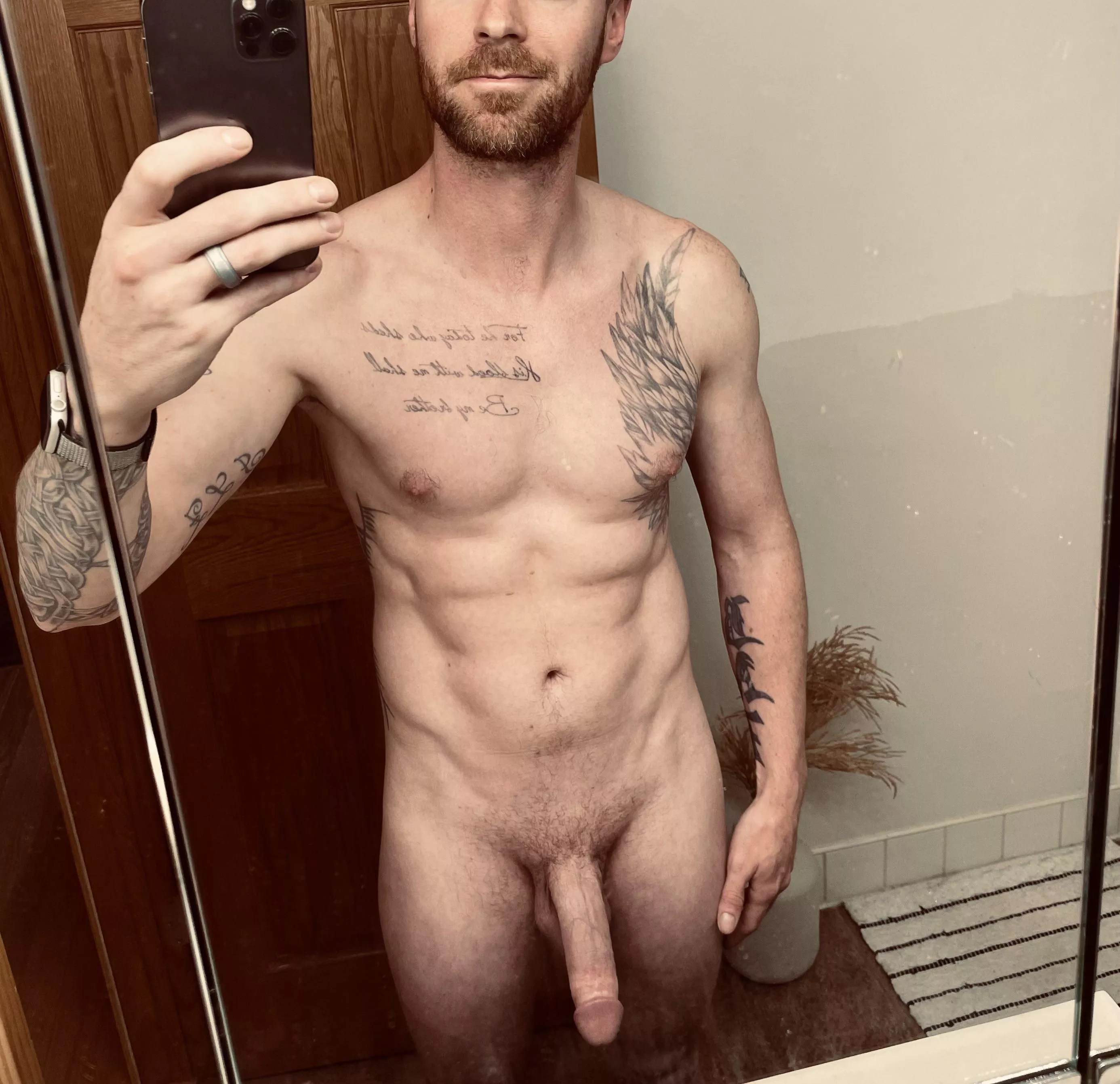 Another hard Monday down, have a good night all 😘 posted by peakygent