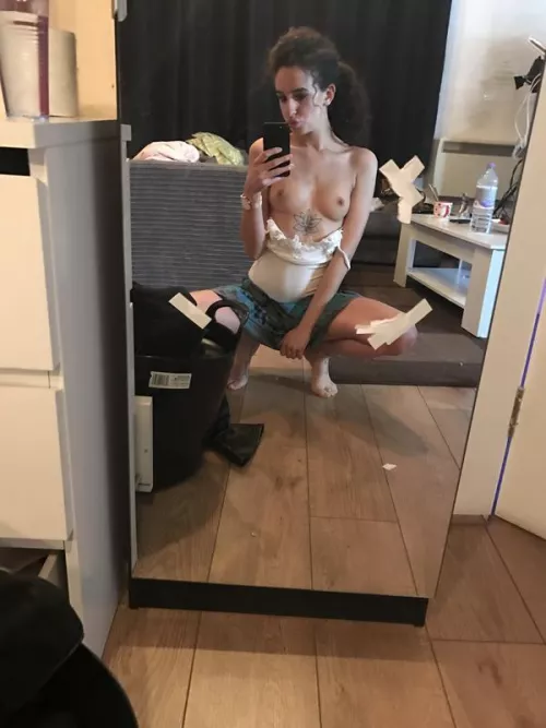 Another mirror selfie by FascinatingPosture