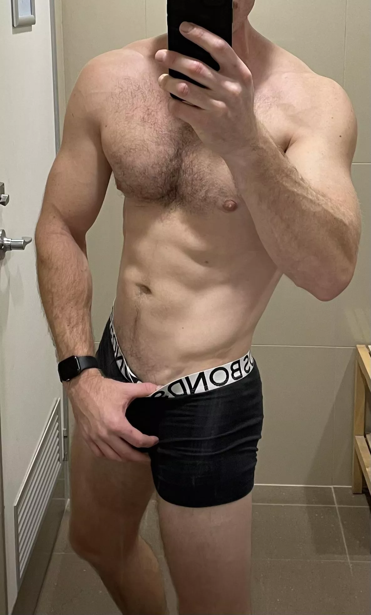 Another post gym selfie and feeling pumped. If you want to see more, DM me your requests and don’t forget a TIP for more exclusive content 😉 posted by jakereed26