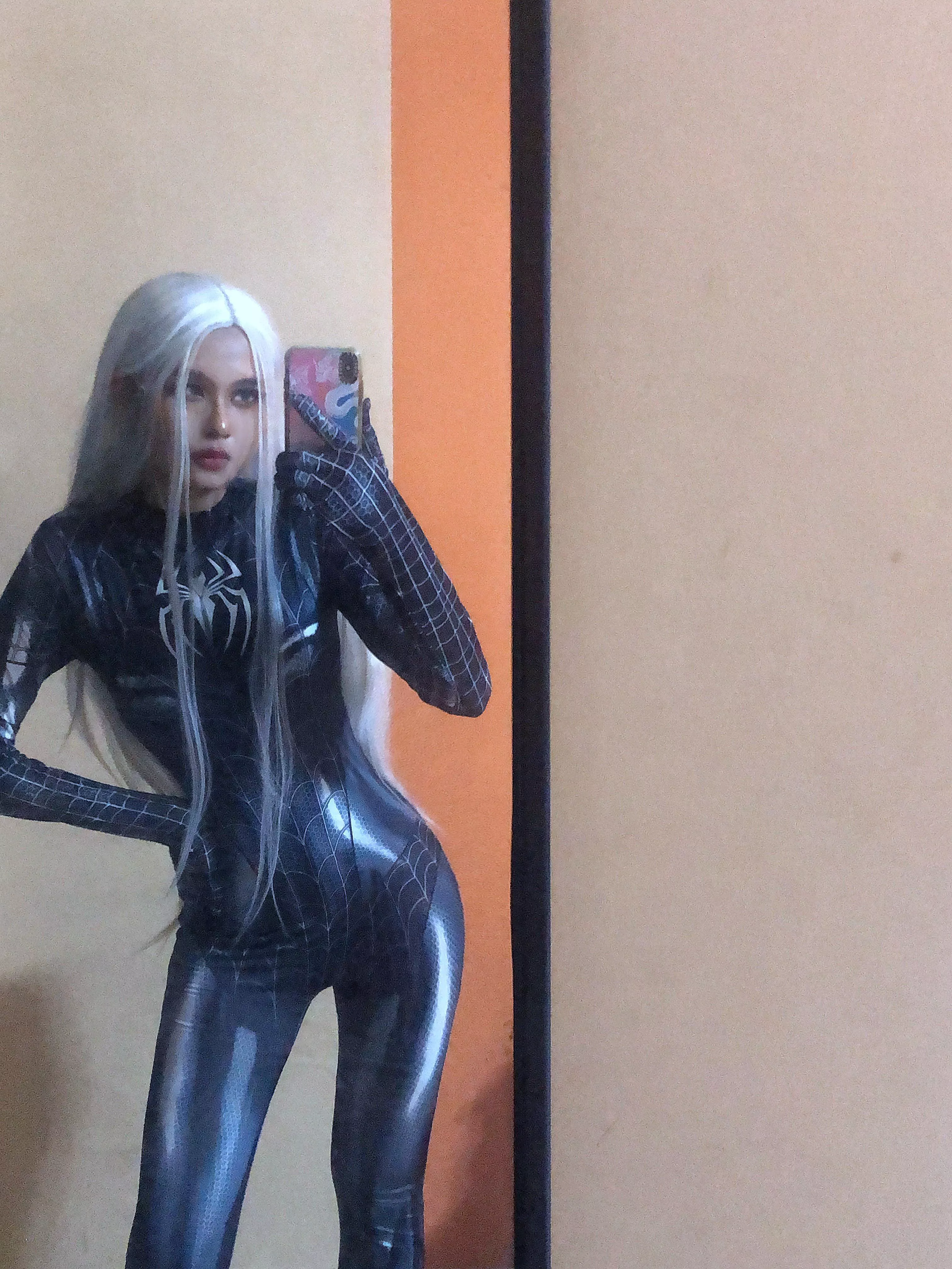 Another selca of my Black Cat Symbiote (≧∀≦) posted by Mercury_cosplay