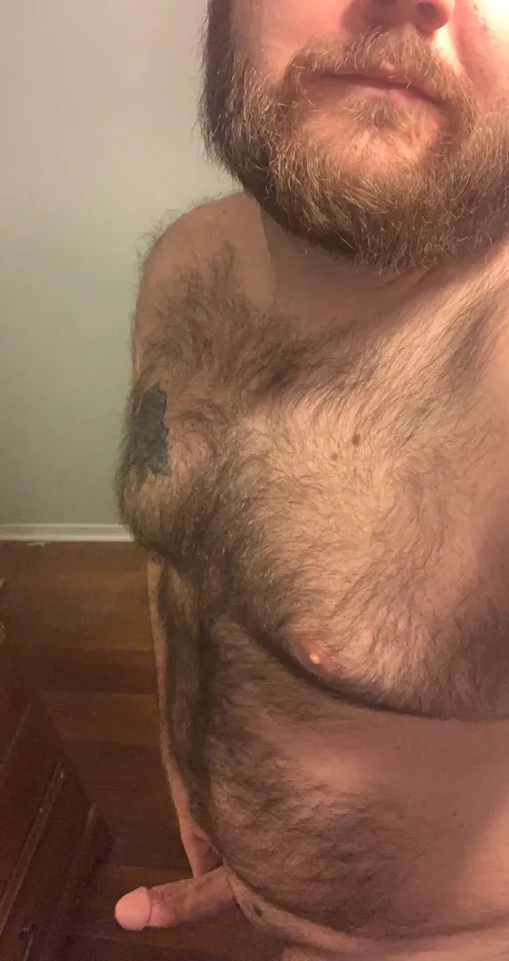 Any BBWs wanna chat tonight? 😌 by bigchizzy20