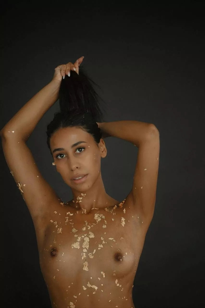 Any boobs lovers awake? This one’s for you posted by HourlyTangy