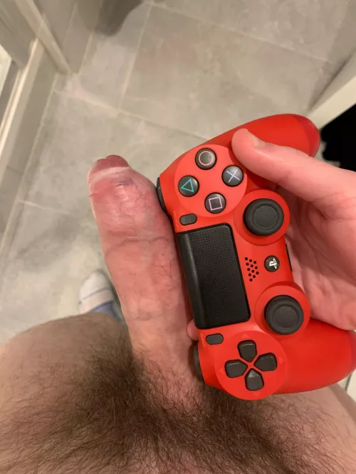 Any bros wanna compare with me? I rarely get beaten ;) DMs open by eggcommercials