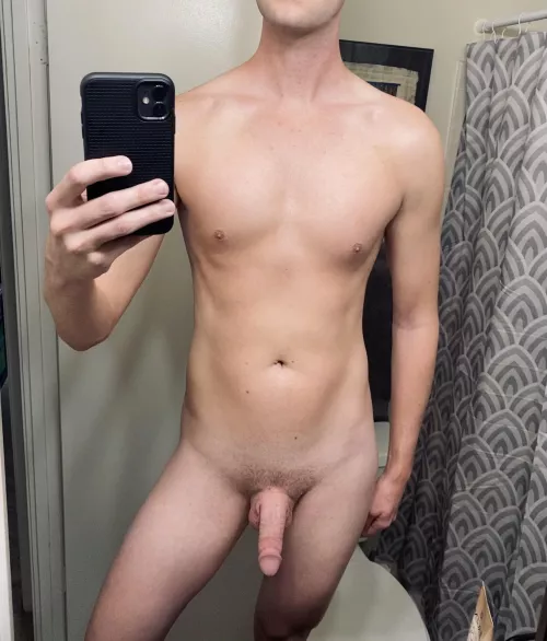 Any bros want to hang out naked with me all day? by krustykrabchumbucket