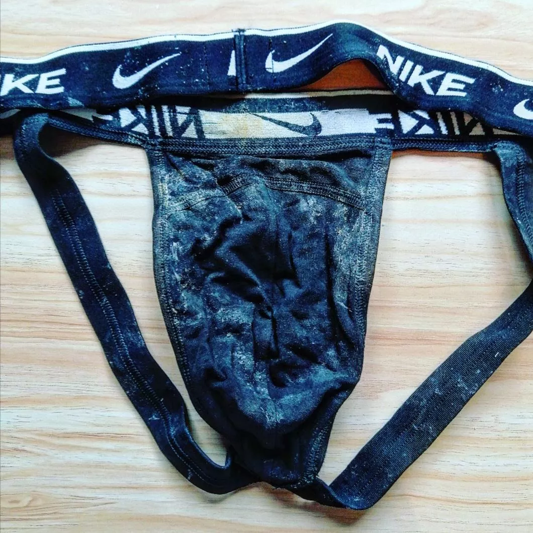 any cum lovers love to smell well used cumrags?🥛👃 posted by cumragstench