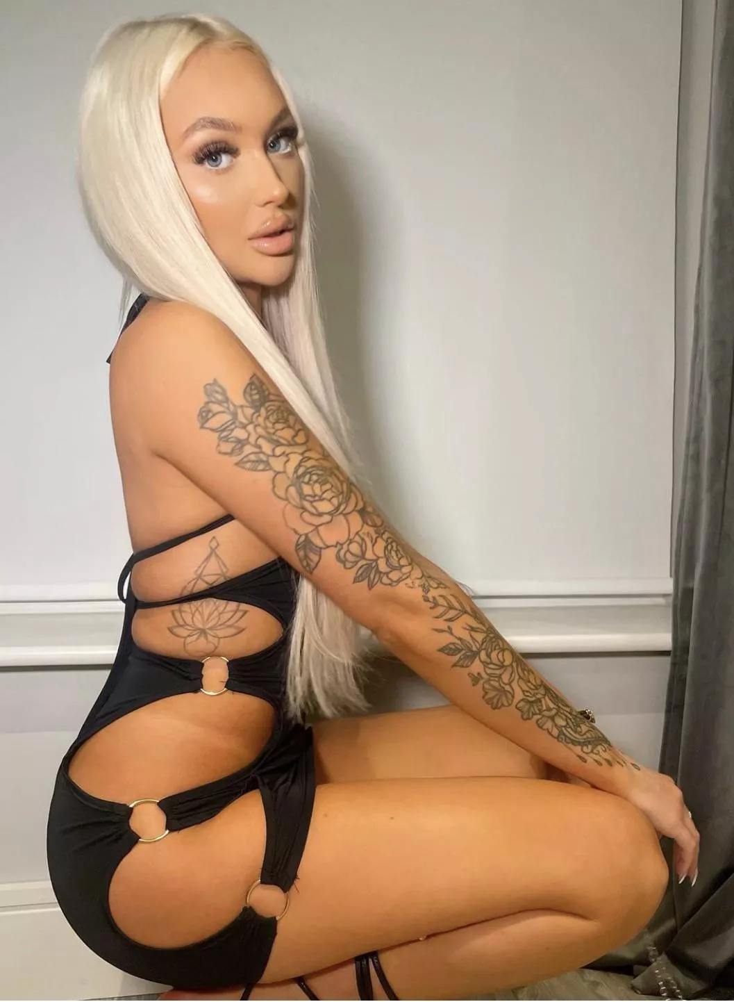 Any doesn’t like to wear her panties posted by theredbaron7980