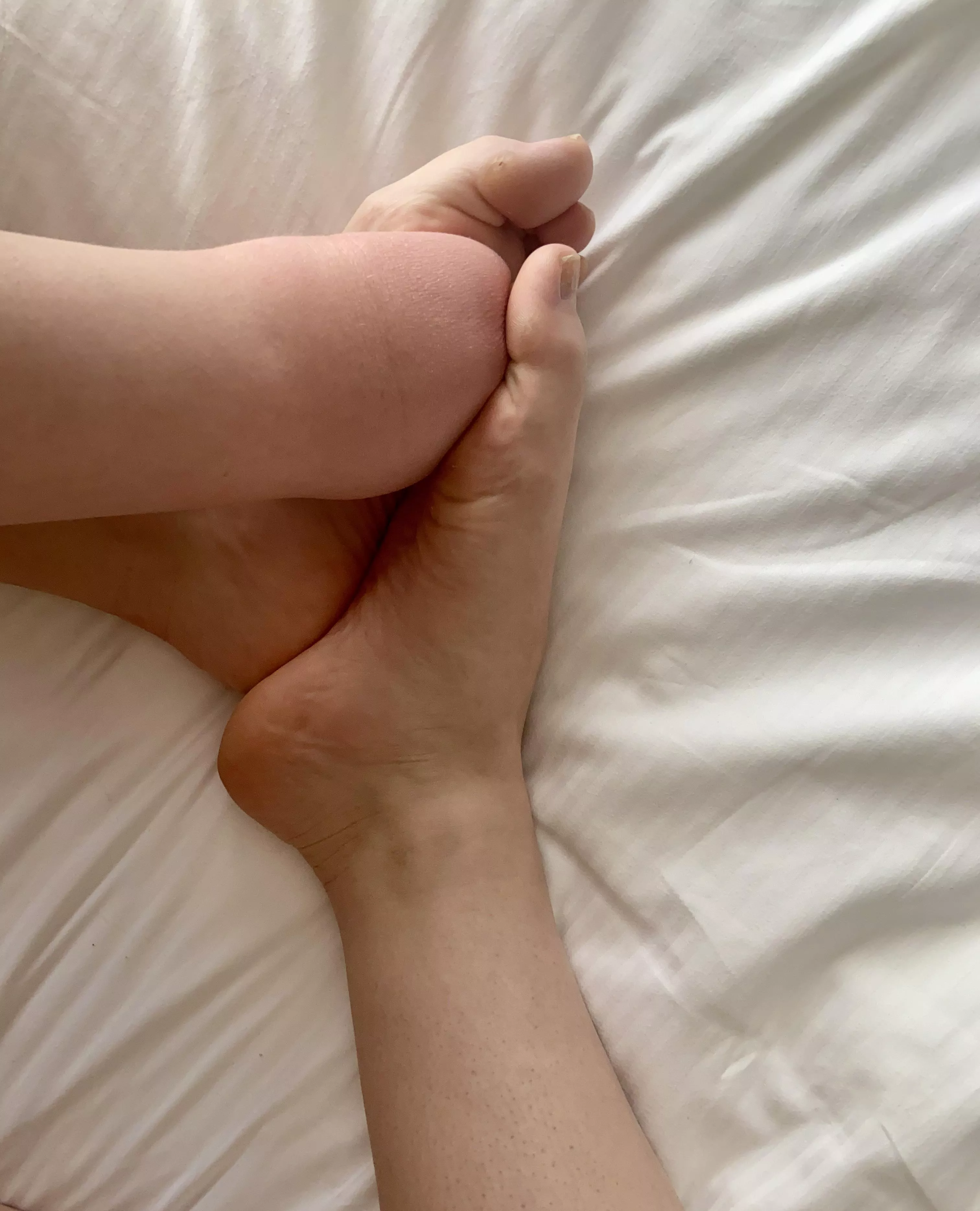 Any feet and stump lovers here ? posted by Robogirl225