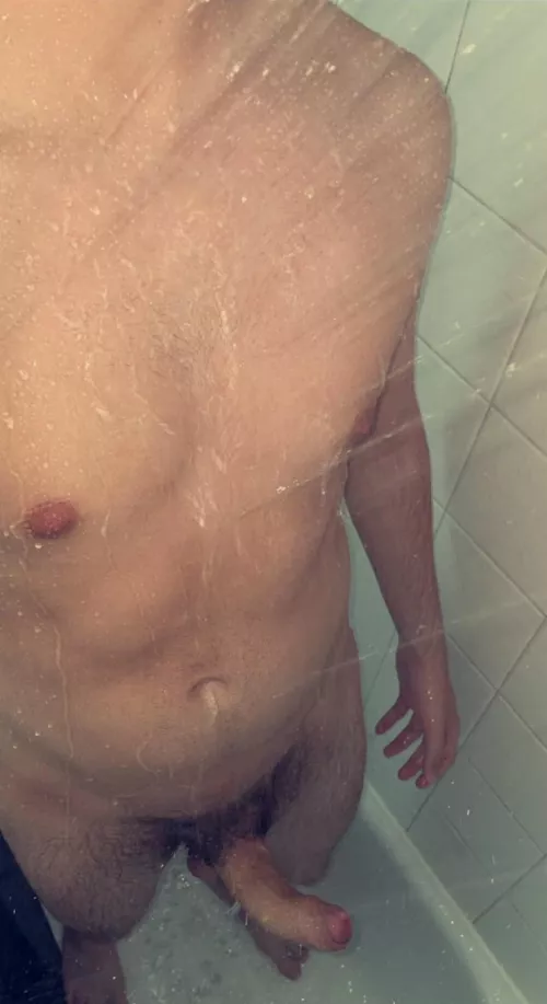 Any gaymers wanna play with my joystick? by tombluxxx