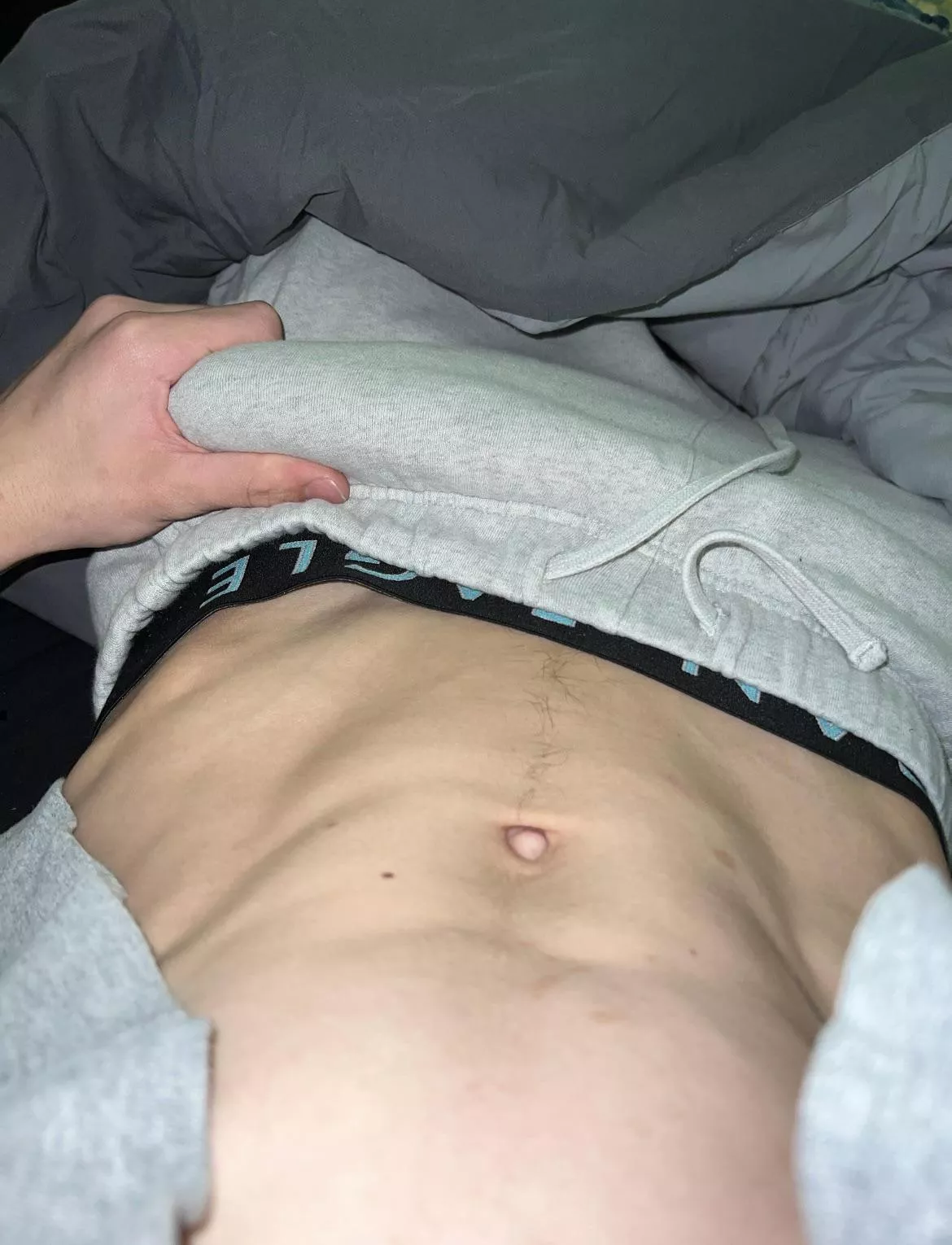 Any girls still up? posted by hmmm1312