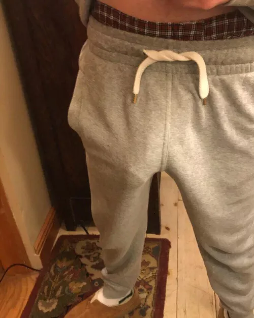 Any grey sweat fans? by lilthroway