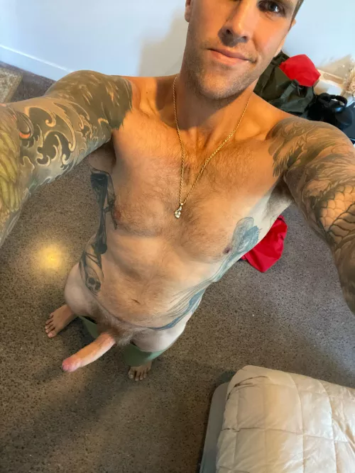 Any ladies wanna ride a 6’5” tall kiwi guy? by shavingfoam420