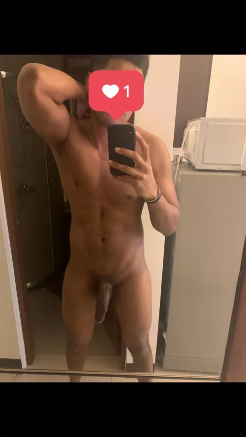 Any ladies want to share my man? I’m craving him this morning 🥵😍 by ryderuk
