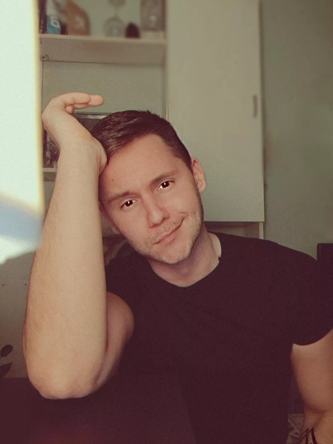 any movie recommendations for tonight ? 🤗🎬 posted by erkson99